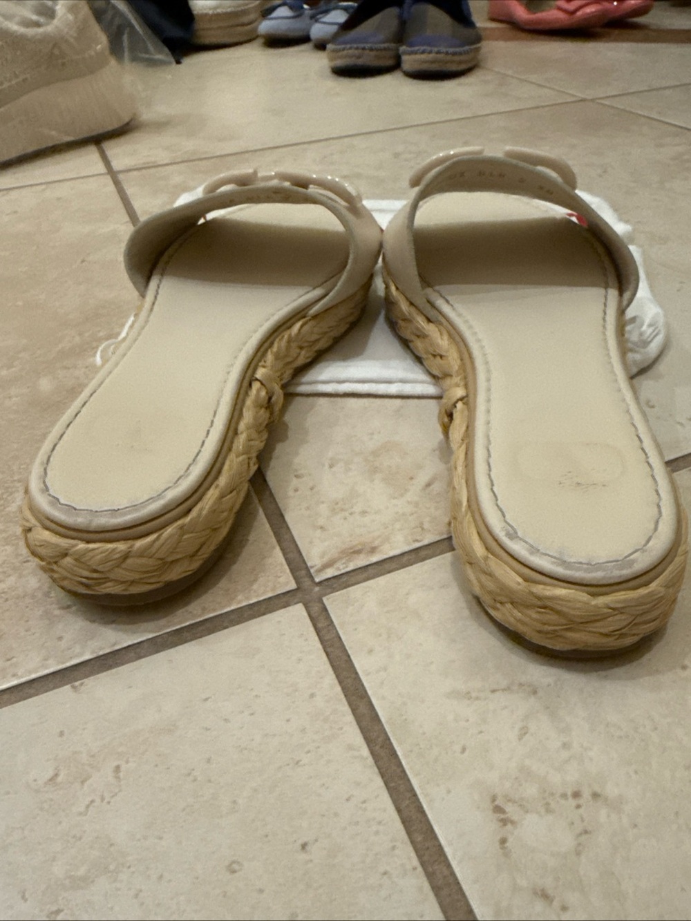 Authentic Valentino Garavani Cream Logo Espadrille Slide Mules - Picture 5 of 6